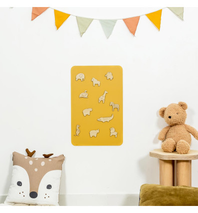 lavagna magnetica da parete gialla e gioco magnetico con animali della savana in legno - Ferflex